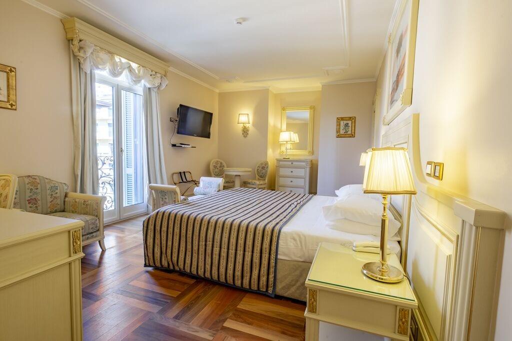 Hotel De Paris 4*
