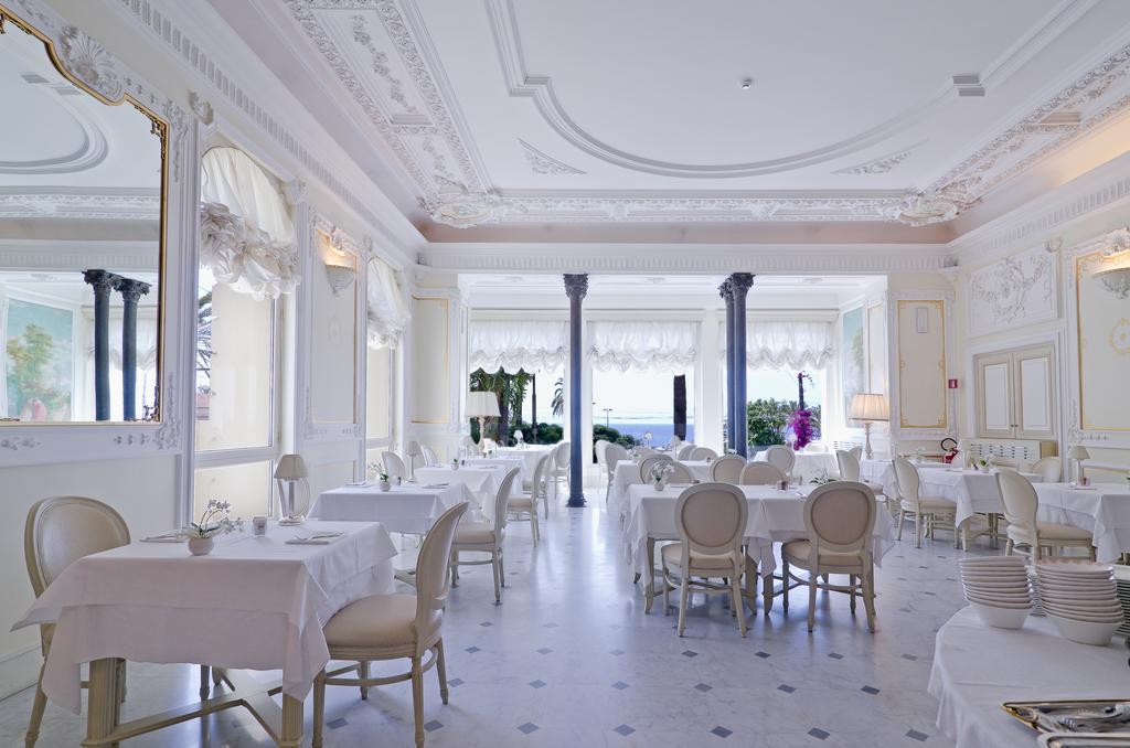 De Paris Hotel 4*