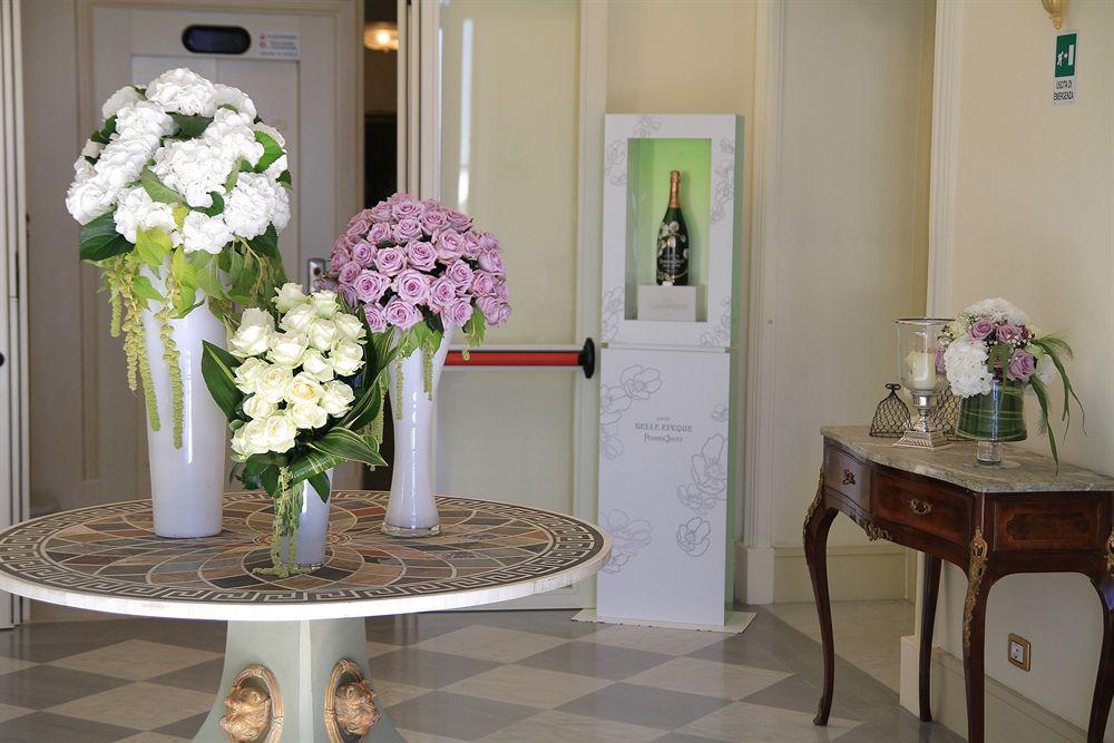 De Paris Hotel 4*