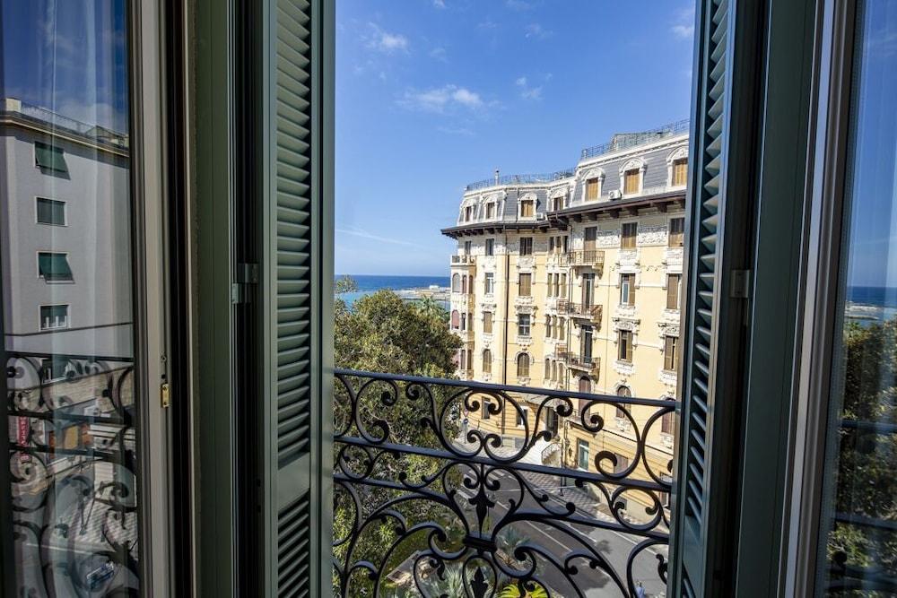 Hotel De Paris 4*
