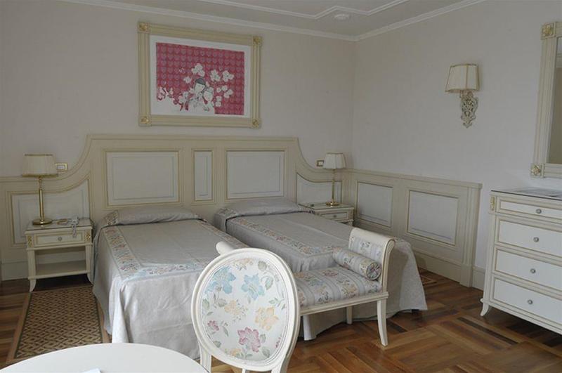 Hotel De Paris