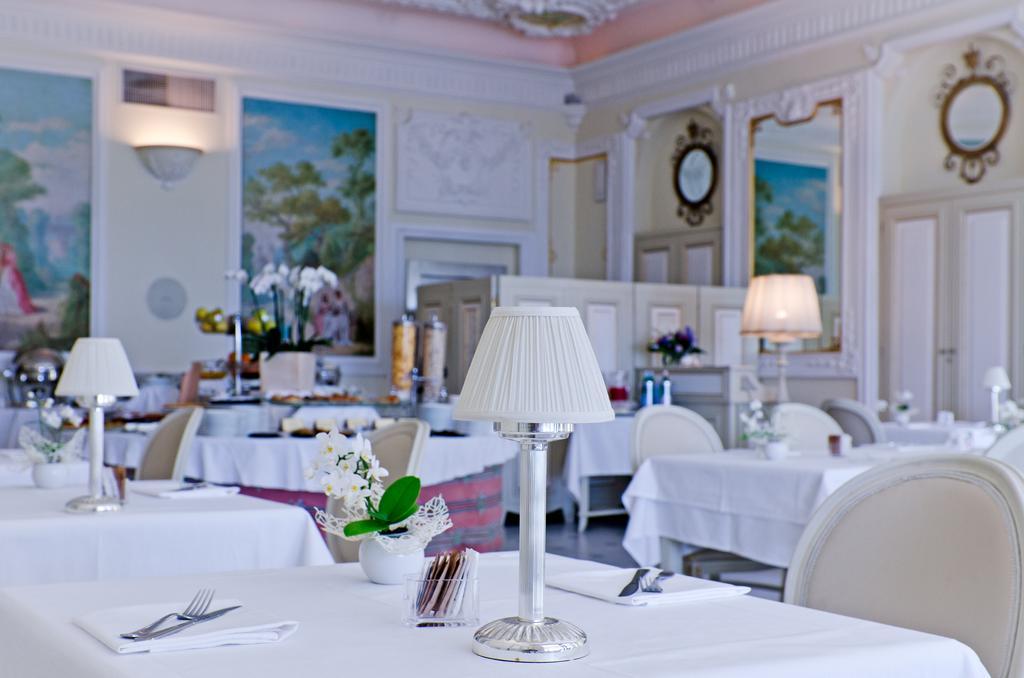 De Paris Hotel